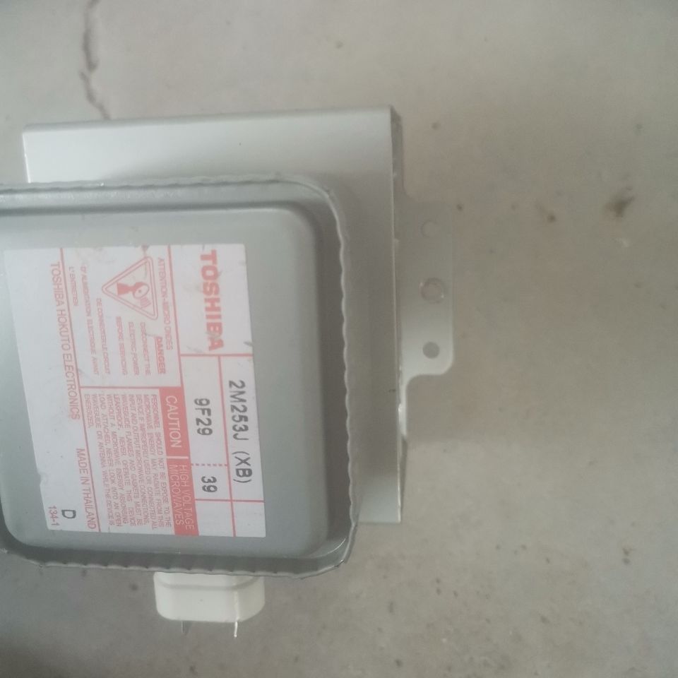 ไมโครเวฟแม่เหล็กควบคุมหลอดเครื่องถอดชิ้นส่วน 2M253J (XB) Universal 302J การประกันคุณภาพครึ่งปี 1PBH