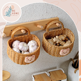 ตะกร้าจิ๋วแขวนผนัง ตะกร้าหวายใส่หัวหอม กระเทียม ลายหมี/ลายกร…