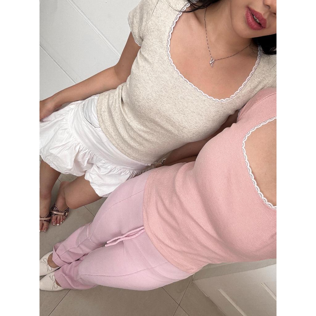 Maison Lace Tee | สุดยอดชีวิตของคุณ