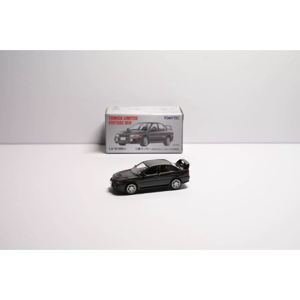[สต๊อกพร้อม 1 ชิ้น] พร้อมส่ง TOMYTEC TOMICA TOMY TLV Tomei 1: 64 LV-N186b Mitsubishi LANCER EVOLUTIO