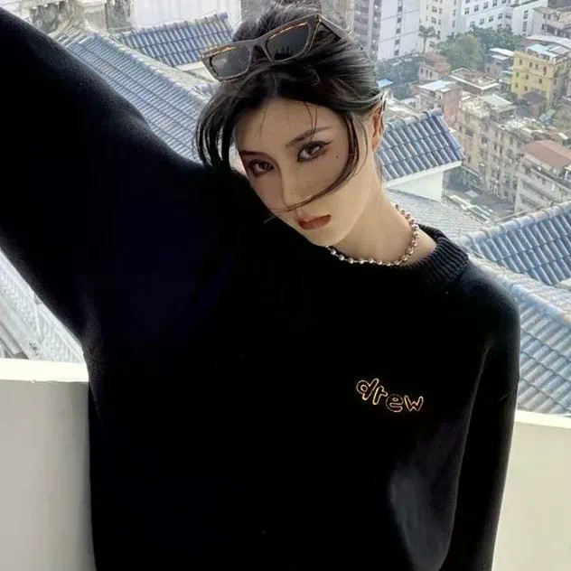 KL1P Dre * Smiley Face Letter เย็บปักถักร้อยรอบคอถักเสื้อกันหนาวขนสัตว์ผสม Sw