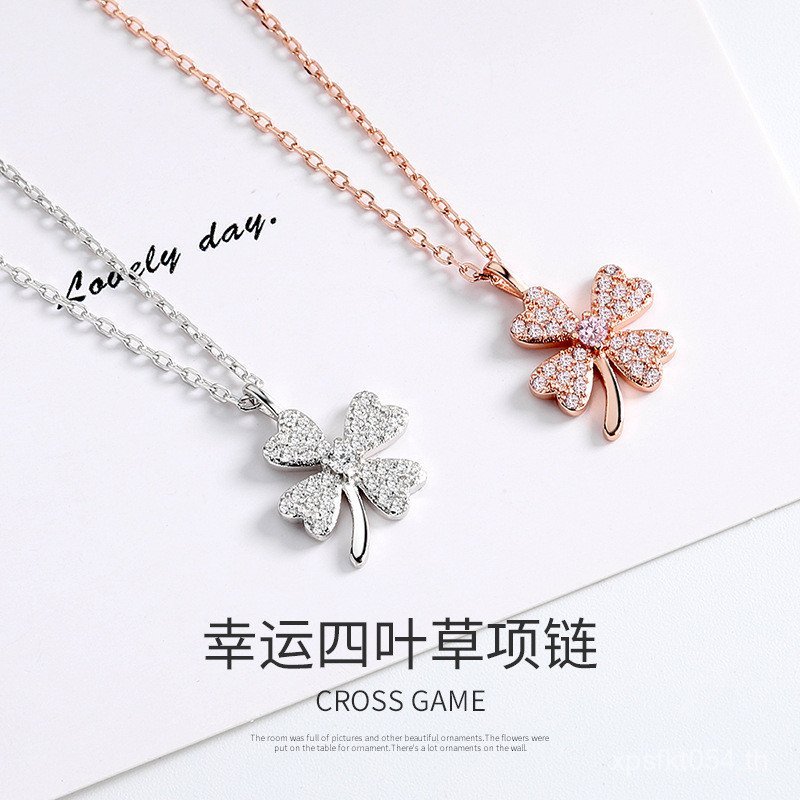 ออกแบบ s925 จี้ Influencer สร้อยคอ Niche Four-leaf Clover ยอดนิยมเพชร Clover หญิงเงินสเตอร์ลิง Live 