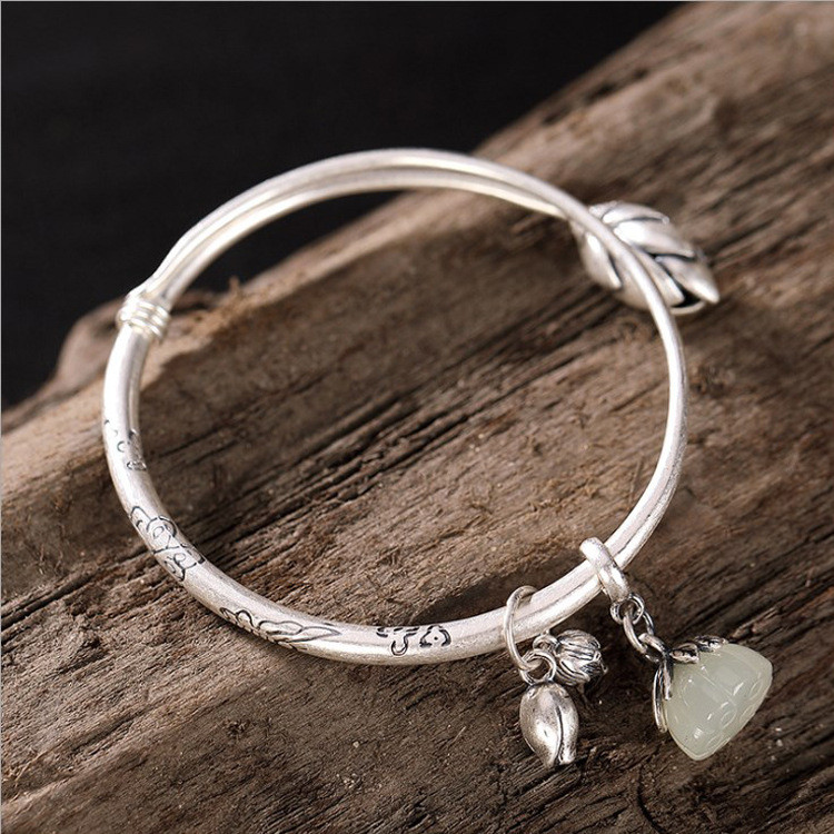 Miyan สร้อยข้อมือ Lotus สไตล์คลาสสิก Silver-Plated สําหรับผู้หญิง เครื่องประดับแฟชั่น