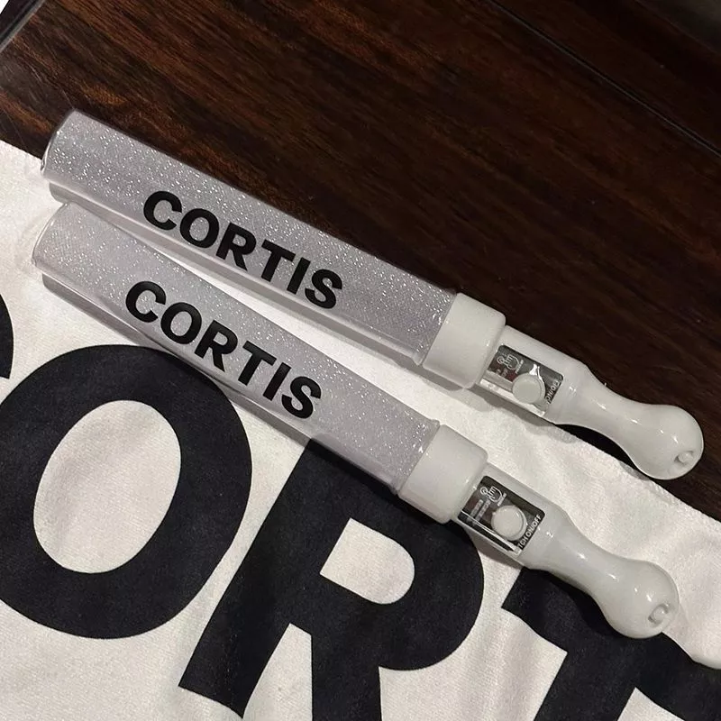 Cortisol Performance Fan Support Cheer call Glow Stick Support Stick โฮมเมดสีขาว Glow การ์ดสนับสนุนที่กําหนดเอง Love Stick