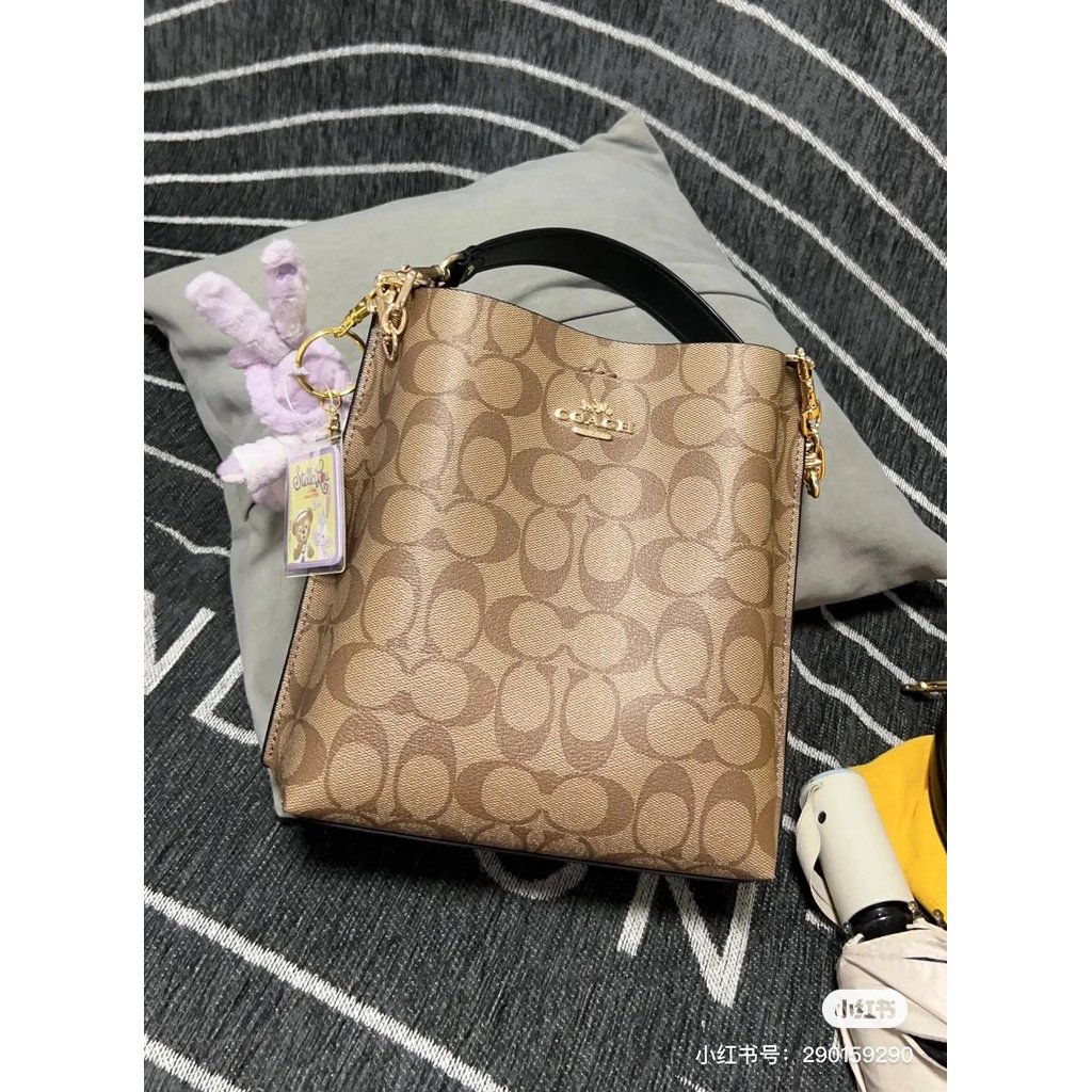 กระเป๋าสะพายข้างCoach Olay bucket bag สำหรับวันหยุดและการใช้งานประจำวัน แบบใหม่ CA583/CA582/CB602/CA