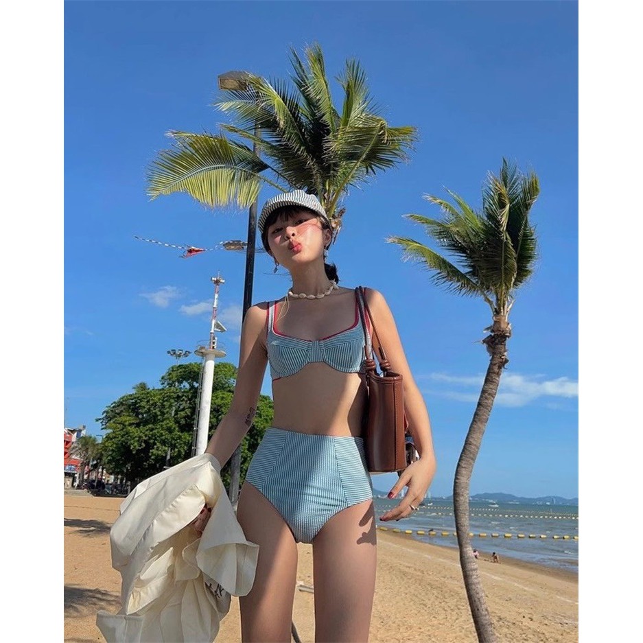 [SUMMER LUV] ชุดว่ายน้ำไหล่เดียวสีน้ำเงิน ลายจุดน่ารัก