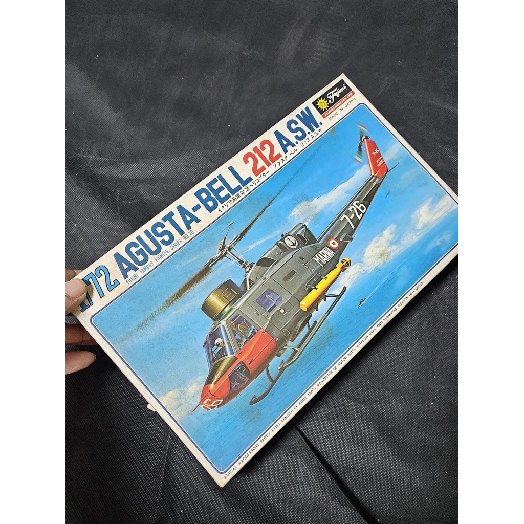 Fujimi 1/72 Agusta-Bell 212 AS W.Anti-Submarine Helicopter Model Complete Board Pieces จัดส่งฟรีทั่ว