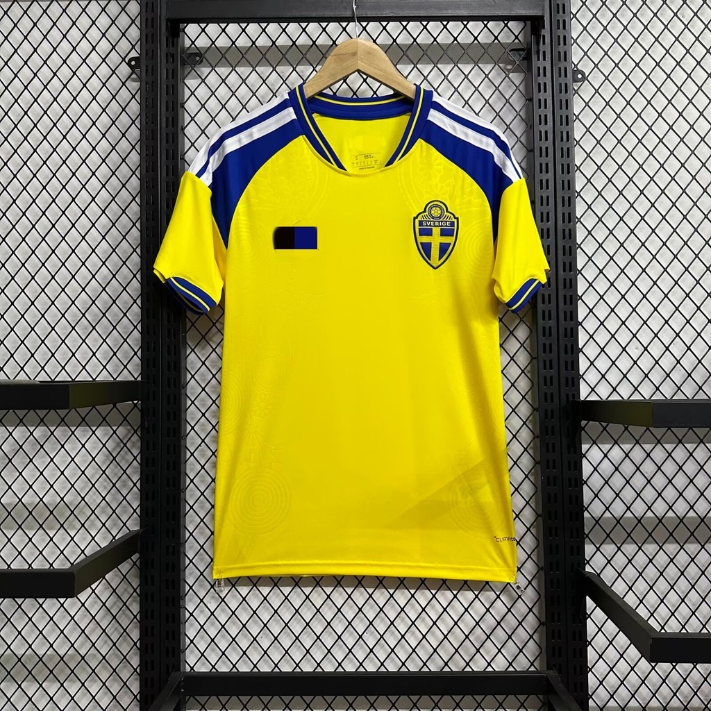 [รุ่นพัดลม] 2026 World Cup Sweden Home เสื้อยืดฟุตบอลผู้ชาย