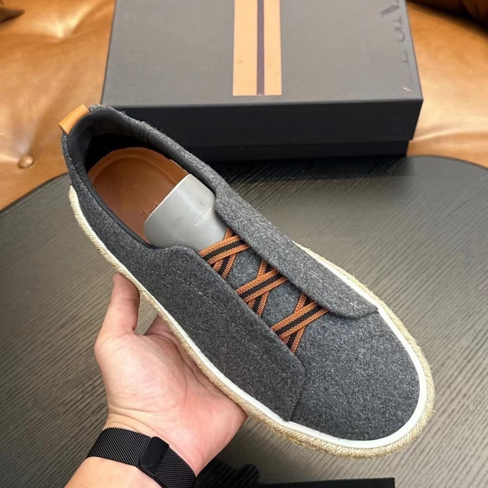 Zegna รองเท้าผ้าใบส้นแบนหนังผู้ชาย