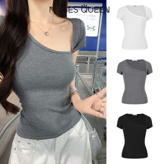 < MOSESQUEEN > เสื้อยืดแขนสั้นไม่สม่ําเสมอเซ็กซี่พร้อมคอปกและสไตล์กระชับสัดส่วนด้านบนสําหรับไหล่ #63675