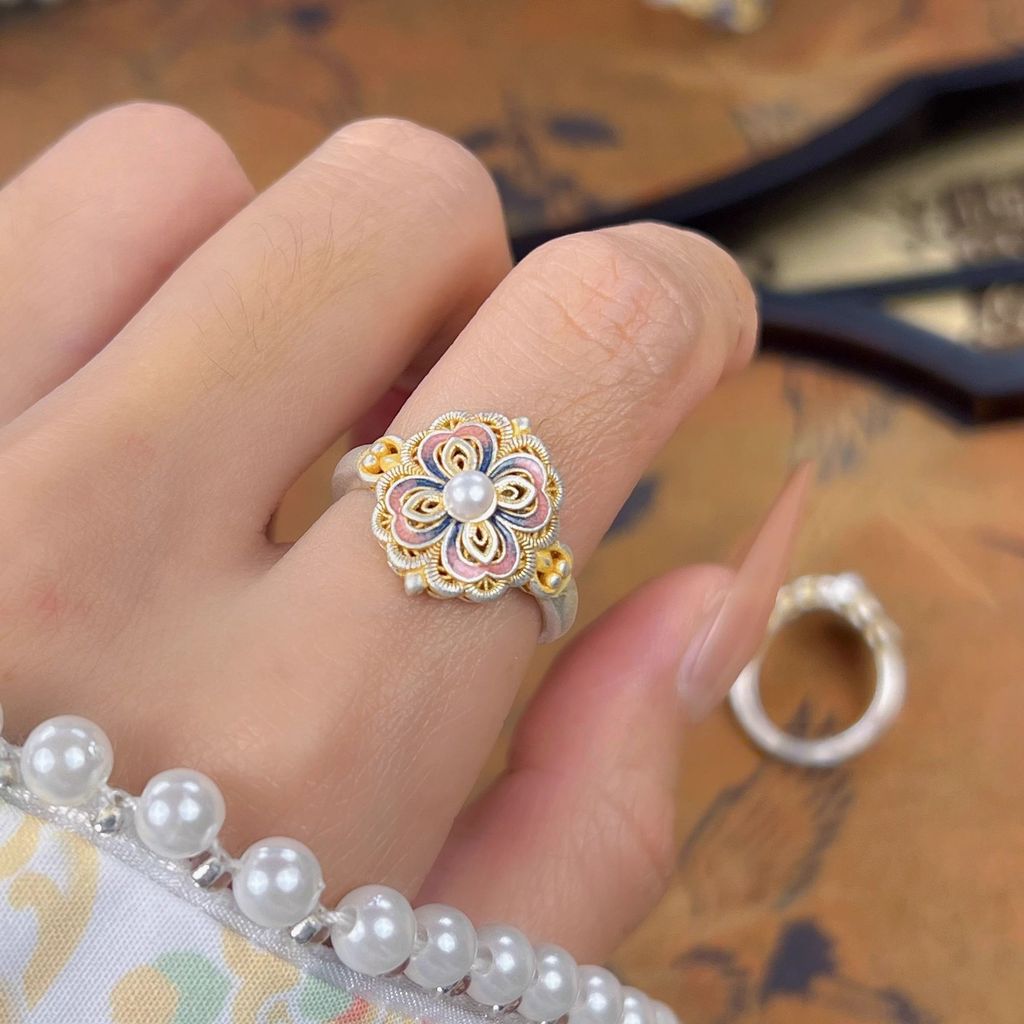 แหวนหญิงสไตล์จีนจาก Palace Queen เคลือบสีสันสวยงาม ทันสมัย สำหรับสวมใส่วัน.daily