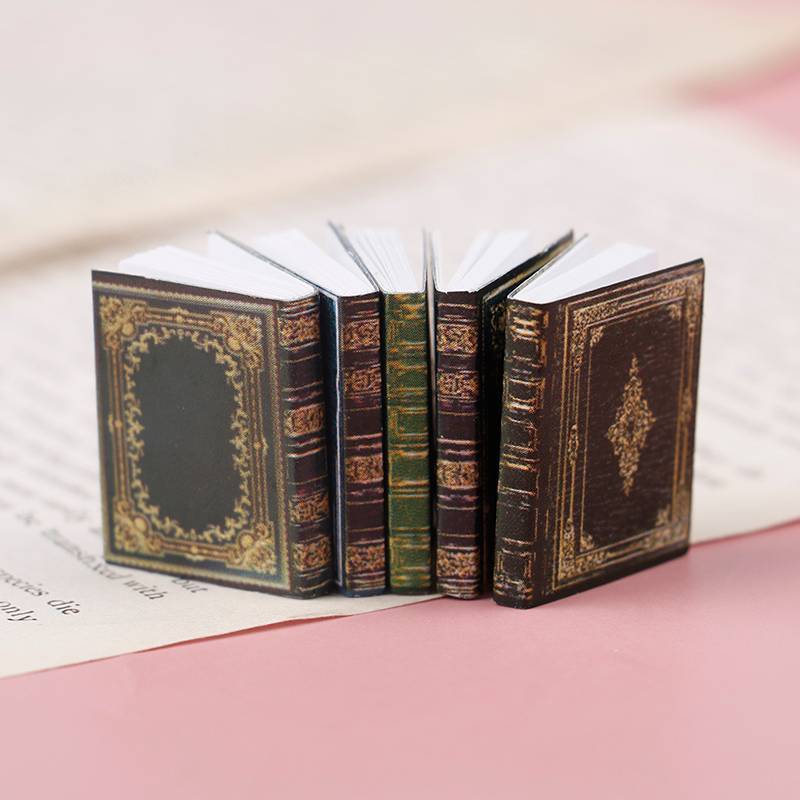 V&P 3 ชิ้น/เซ็ต 1:12 Dollhouse Miniature ฉากหนังสือคลาสสิกอุปกรณ์เสริมของเล่น
