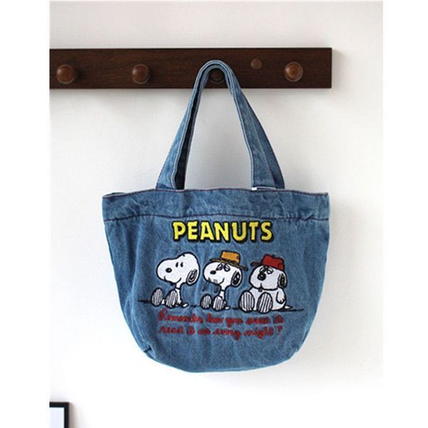 กล่องข้าว snoopy snoopy ของใช้ ใหม่ Snoopy Denim Handbag การ์ตูนน่ารัก Bento Bag Denim Small Bag กล่