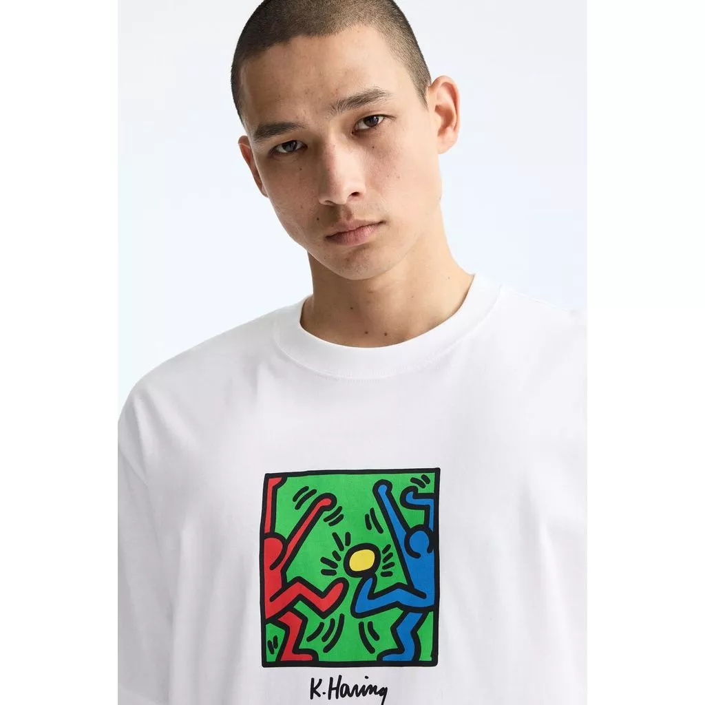 H&M(เอชแอนด์เอ็ม) เสื้อยืดทรงหลวม (Loose Fit T-shirt) ผู้ชาย 0972640_25