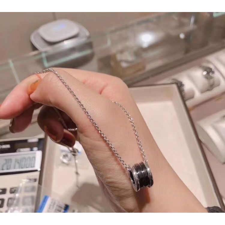 สร้อยคอ Bvlgari สำหรับทั้งชายและหญิง จากเงินสเตอร์ลิง ag925 และเซรามิคสีดำ