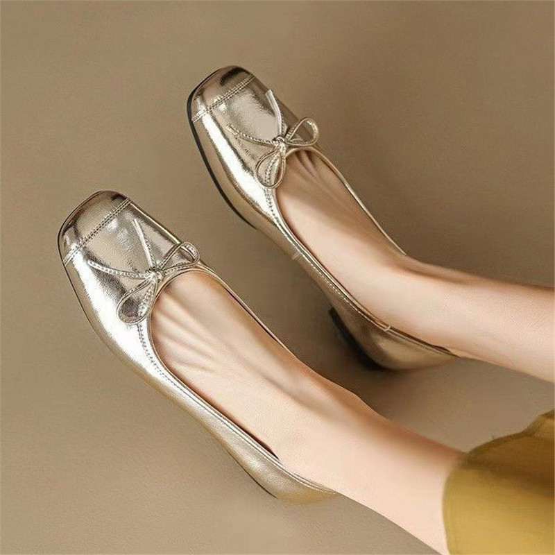 [DreamStore] French Silver Mary Jane รองเท้าผู้หญิงปากตื้นรองเท้าเดียวอ่อนโยน Classy Ballet รองเท้าส้นแบนขนาด 35-42