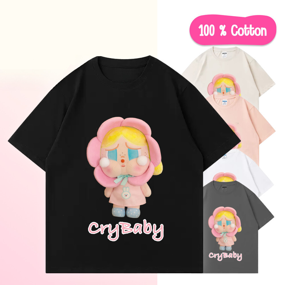 เสื้อยืดผ้าฝ้าย100% ชายหญิงใช้ร่วมกัน ลายพิมพ์ CryBaby ตุ๊กตาดอกไม้สีชมพู สไตล์น่ารัก ใส่สบายประจำวัน S-5XL