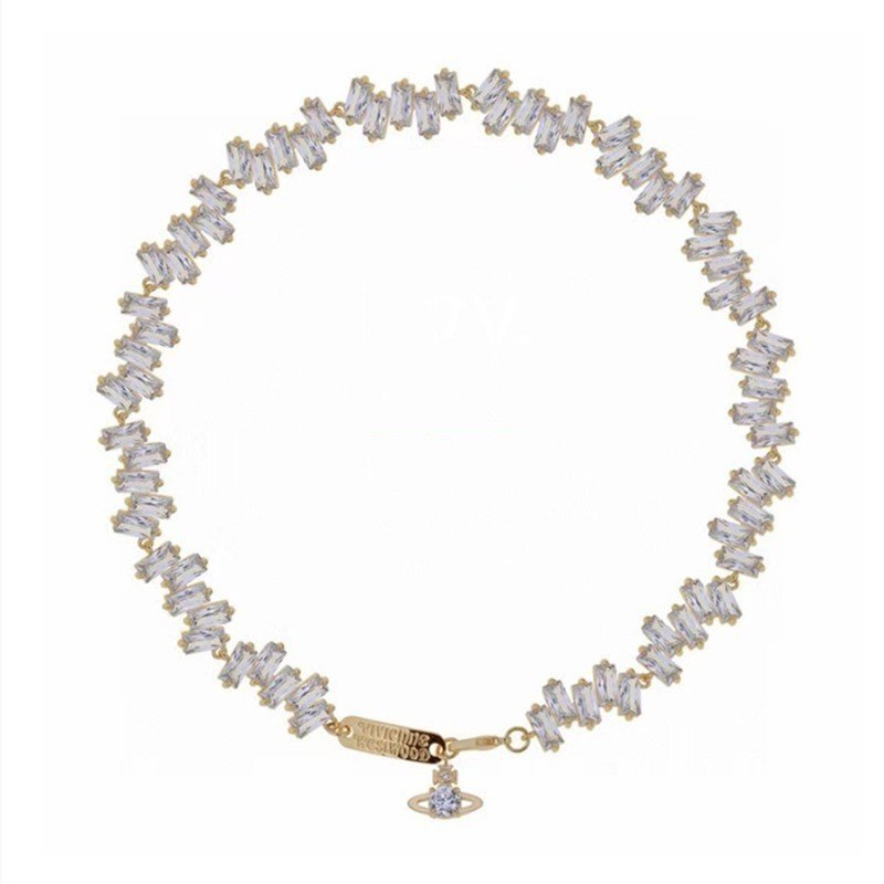 สร้อยคอ Square Diamond Zircon Giant West Queen Clavicle Chain Niche High-End เพชรฝังขายส่งหญิงไม่สม่