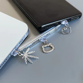 จุกกันฝุ่นสำหรับโทรศัพท์มือถือ เคสกันฝุ่นรูปหัวใจรูปตัว สำหรับสมาร์ทโฟน เหมาะสำหรับ iPhone/Type-C/Androidอุปกรณ์เสริม