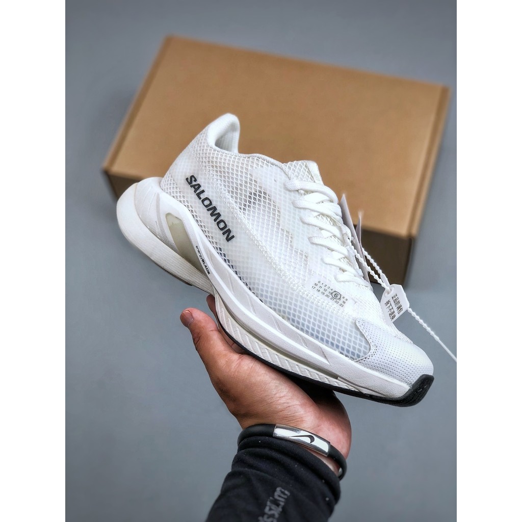 M MM6 x Salomon Spectur 2 คู่รองเท้ากีฬาลําลองตาข่ายหนา Soled รองเท้าวิ่งกลางแจ้ง Commuter Training 