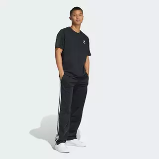 adidas ไลฟ์สไตล์ เสื้อยืดพิมพ์ลาย LUX COFFEE CAFE POUR ผู้ชาย สีดำ KB4847