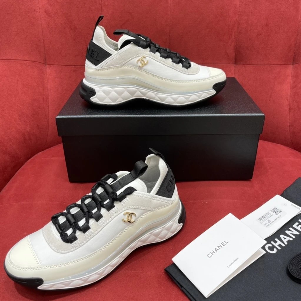 [1: 1 Development] CHANEL Daddy Shoes CHANEL CHANEL รองเท้าหนาSoledเพิ่มความสูง Air Cushion รองเท้าผ