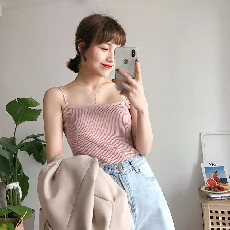 เสื้อไหมพรม สายเดี่ยว แฟชั่น มินิมอล รุ่นเส้นคู่ เสื้อสายเดี่ยวแฟชั่นผู้หญิง ผ้าเนื้อนิ่มสวมใส่สบาย