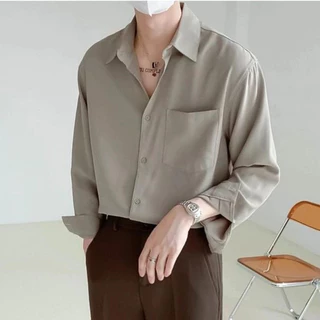 Silky Pocket Collar Shirt เสื้อเชิ้ตผู้ชายผ้าซาตินลื่น แขนยาวทรงโอเวอร์ มีกระเป๋าหน้าอก 4 สี ขาว/เบจ/ฟ้าเทา/ดำ ไซซ์ M-2XL