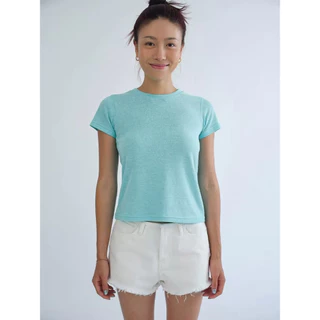 <Moss Queen> สีขาวบริสุทธิ์ บาง หลวมเล็กน้อย คอกลม เสื้อยืดแขนสั้น ท็อปฤดูร้อน