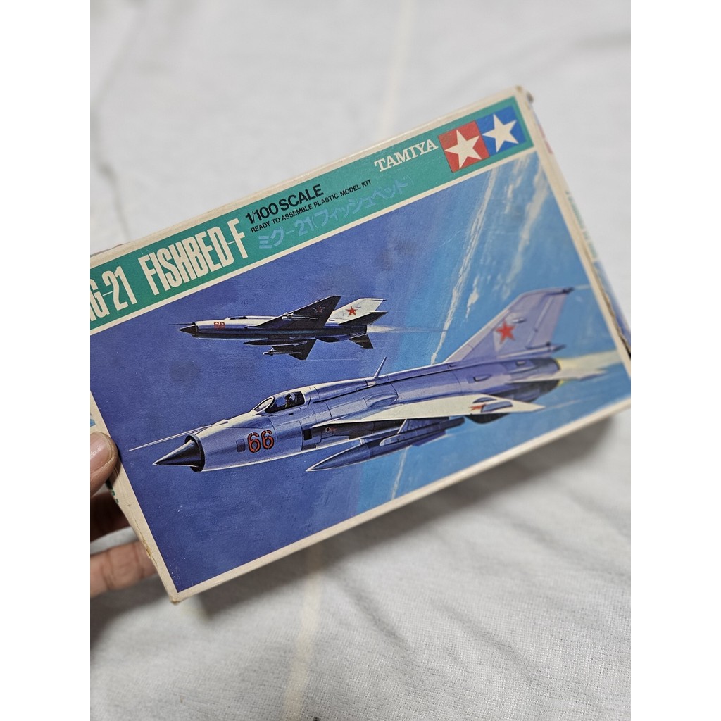 TAMIYA TAMIYA 1/100 MIG-21 FISHBED-F MIG 21 Fighter Model Board ครบยังไม่ได้เปิดกล่องสินค้าความแตกต่