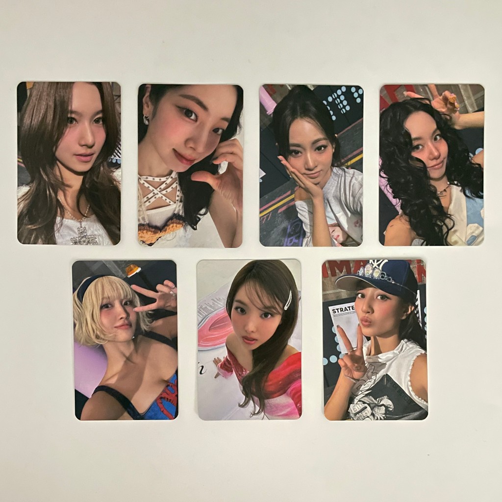 [READY STOCK] TWICE - โครงสร้าง 3RD LUCKY DRAW PHOTOCARD