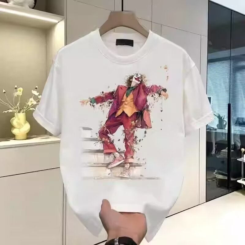 20262025เสื้อยืดแขนสั้นสไตล์ใหม่ผู้ชาย ins Street Wear ยุโรปอเมริกันสไตล์ฮิปฮอปรอบคอ Bottoming เสื้อ