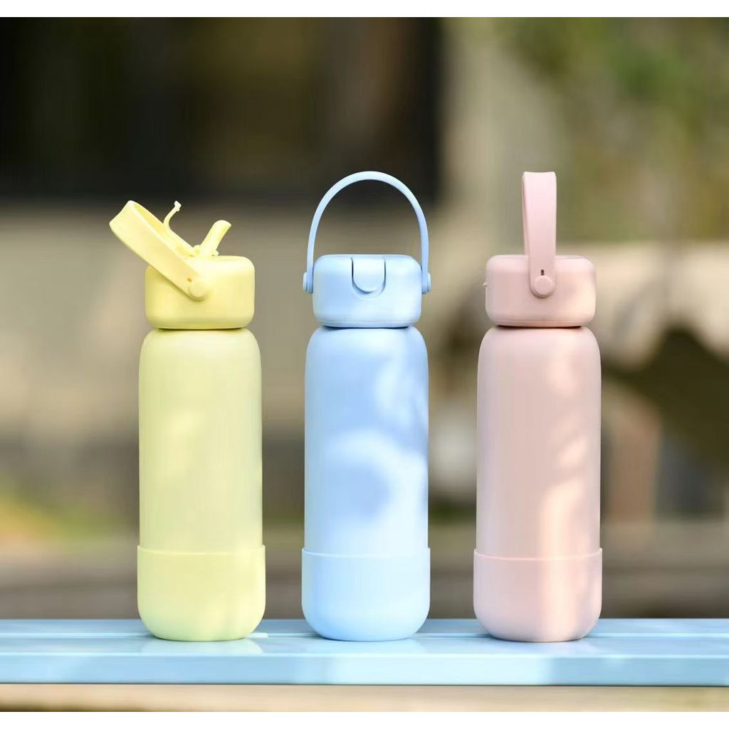 ✨ขวดกีฬาสแตนเลสกันร้อน 25ออนซ์ (740มล.) ปากดูดสีสะท้อนแสง หูหิ้ว ใหม่ปี 2026 - รูปที่ 2