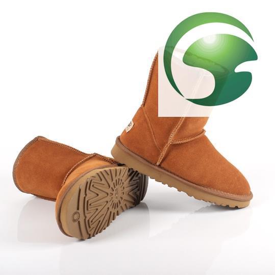 AE4 Ugg 2025 ฤดูหนาวใหม่รองเท้าผ้าฝ้ายแฟชั่นผู้ชายและผู้หญิง Warm Plush Snow Boots 35-45