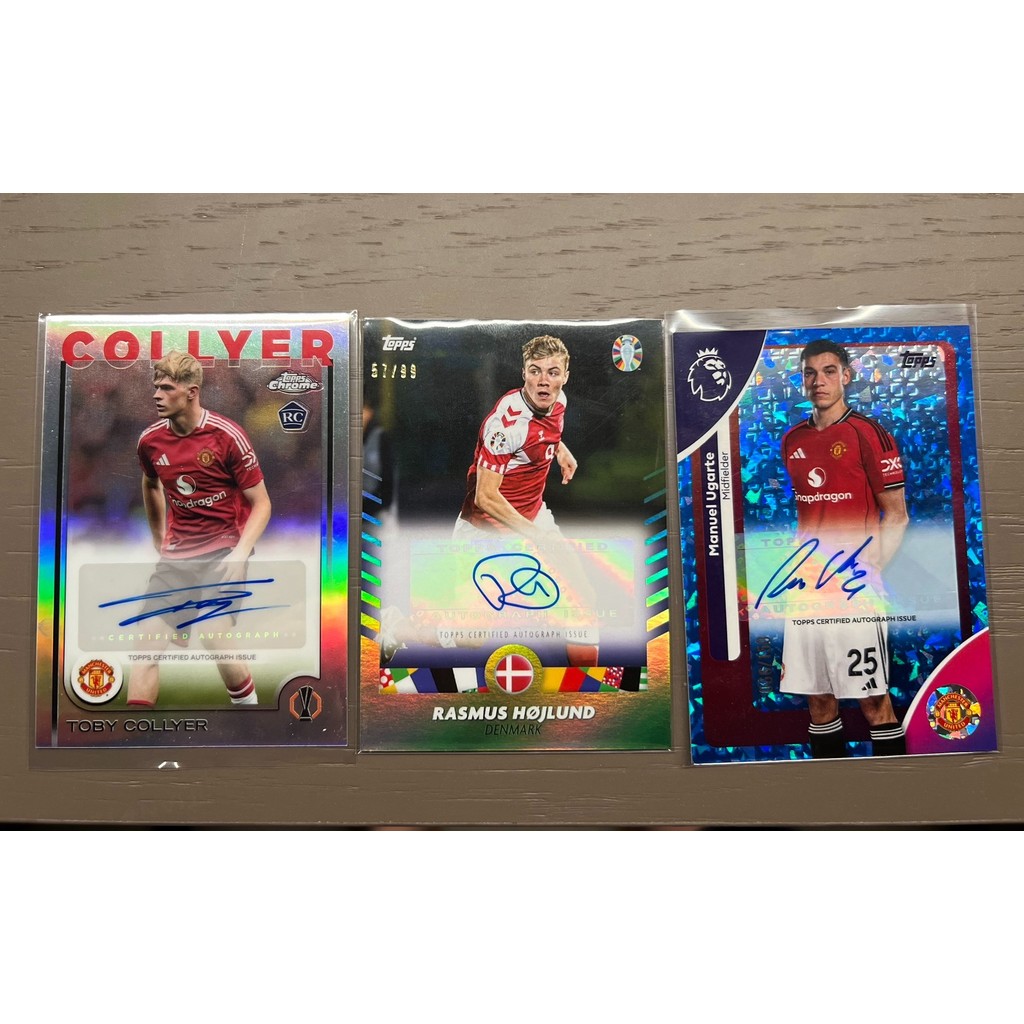 ((ขนส่งทางอากาศด่วน) 1 ภาพ 3 แผ่นต่อภาพแมนเชสเตอร์ ยูไนเต็ด การ์ดดาว 2025-26 Topps Premier League Ma