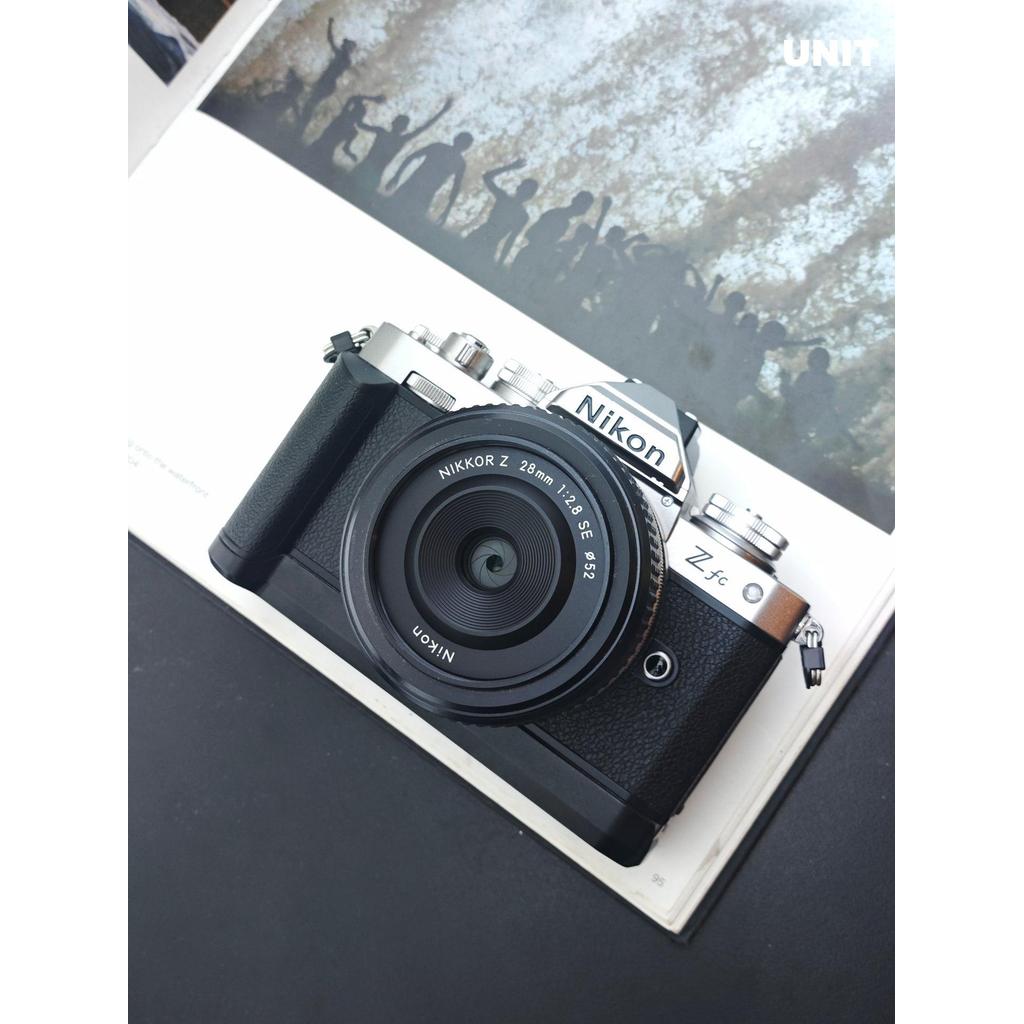 Used Nikon Zfc silver with 28mm F2.8 SE Digital Camera [No charger](มือสอง)