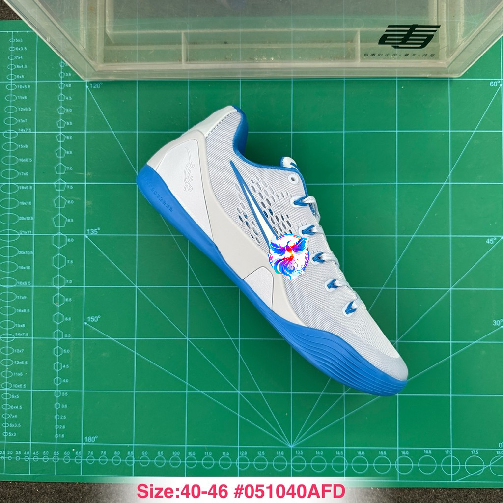 บริษัทเกรด Kobe 9 Kobe 9 Generation Low-Top Mens Sports Shoes รองเท้าบาสเก็ตบอล