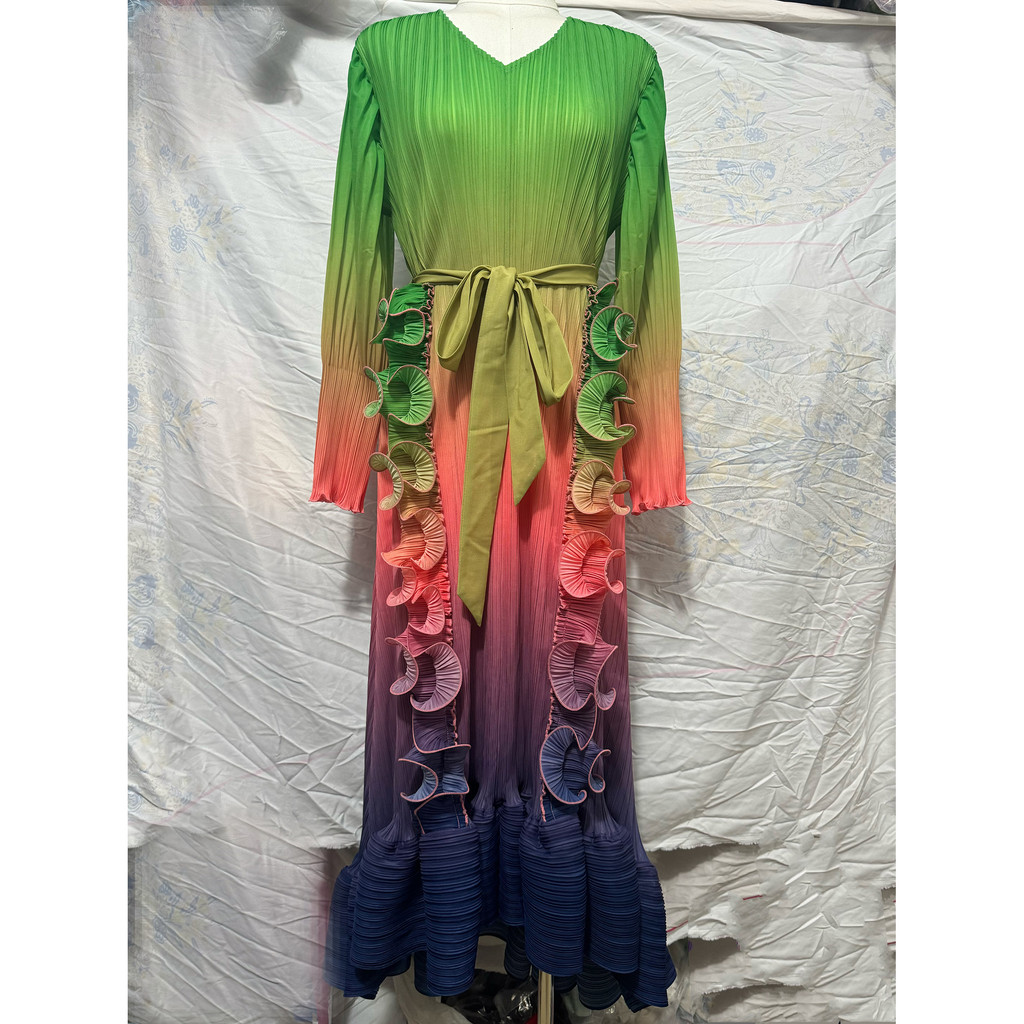Chic Ombre Pleats Dress 2026 New Western Elegant Ruffle Edge Flowy จัดเลี้ยง Vestidos