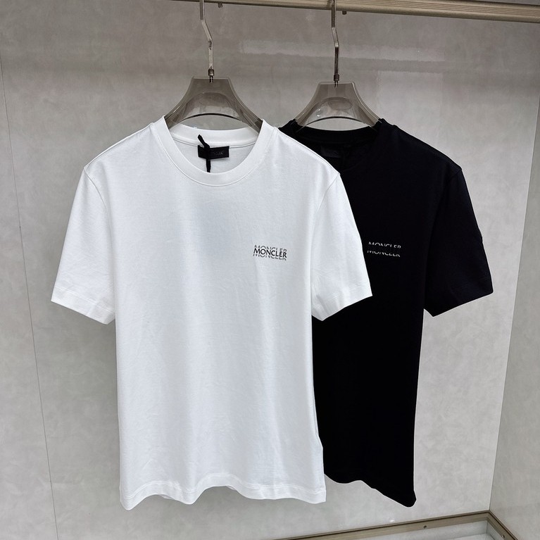 Moncler2026 Moncler 2026 คลาสสิกรอบคอแขนสั้นเสื้อยืดผู้ชายผู้หญิงสไตล์ All-Match โลโก้กลางแจ้งพิมพ์ฤ