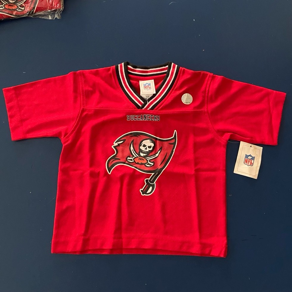 เสื้อยืด Buccaneers Kids NFL