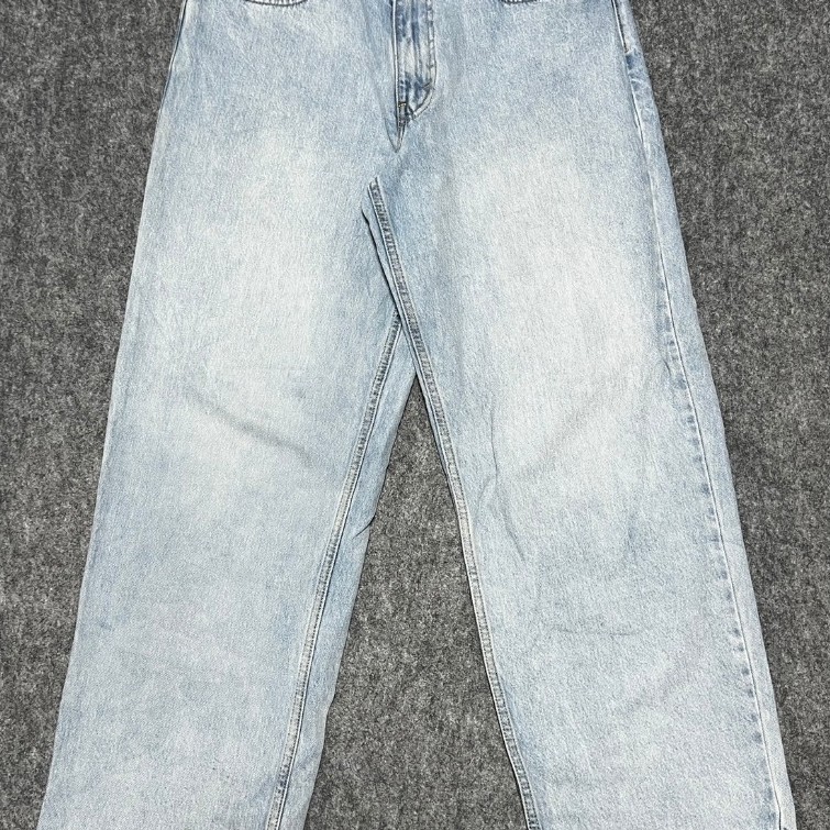 กางเกงยีนส์ Levi's 578 ทรง Baggy (ขากระบอกใหญ่) สียีนส์ฟอกอ่อน สาย Y2K/สเก็ต ห้ามพลาด! (เอว 32)