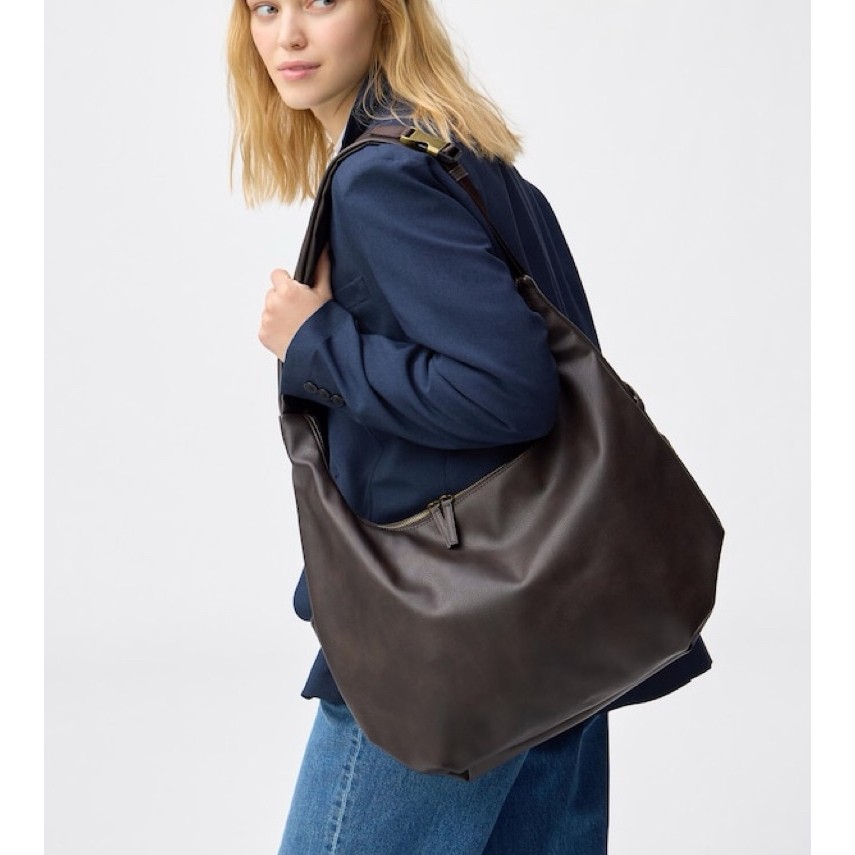 ส่งต่อ Gu - Cocoon Shoulder Bag , สีดำ