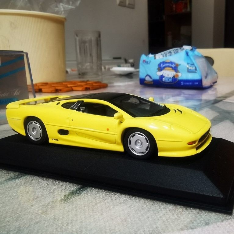 Mini Cut minichamps 1/43 Jaguar XJ220 Original Fine Workmanship Model Classic Overall Good ทรายบางส่