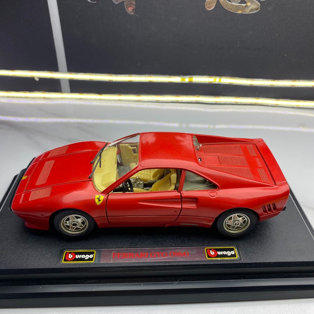 Bburago Bburago 1: 24 Ferrari 288GTO 1984