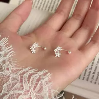 ต่างหูแฟชั่น สไตล์ใส่ได้สองข้าง ดีไซน์ดอกไม้ ต่างหูเจาะกระดูกอ่อนหู ต่างหูแบบติดหู เครื่องประดับ