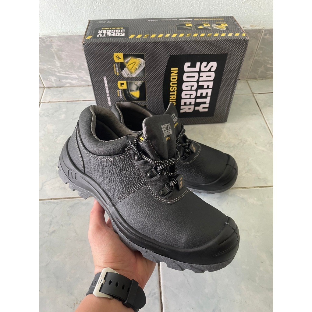 Safety Jogger รุ่น BESTRUN S3 รองเท้าเซฟตี้หุ้มส้น หัวเหล็ก พื้นกันทะลุ พื้นกันน้ำมัน
