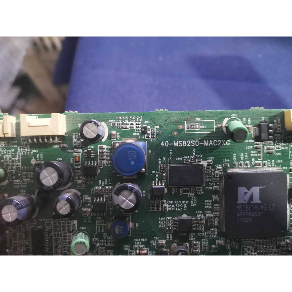 Original TCL L32F3320B เมนบอร์ด 40-MS82S0-MAC2XG พร้อมหน้าจอ LVW320AUTM E6 V2