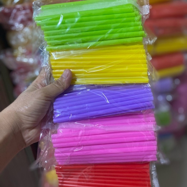 หลอดดูดน้ำพลาสติก หลอดสั้น ขนาด 6 มิล ยาว 15 ซม. (เลือกสีได้)