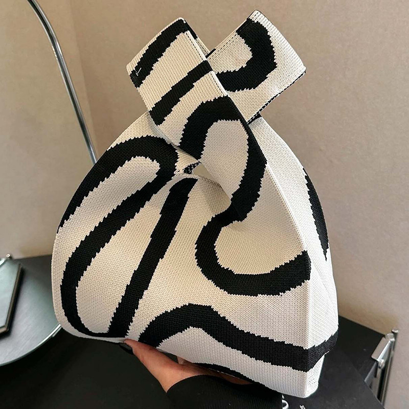 กระเป๋าที่ดีที่สุด Classic handbag bester brand กระเป๋ สุภาพสตรีถัก ซอก มือ-แบกทํางานข้อมือกระเป๋า