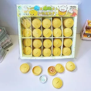 DELMERSL Mini Dumplings Squishy,นุ่มน่ารักอาหารรูปร่าง Squishy คริสตัล Bun, Prank ของเล่น Squeezable พร้อม Steamer Pinch Fidget Sensory ของเล่นเด็กของขวัญ